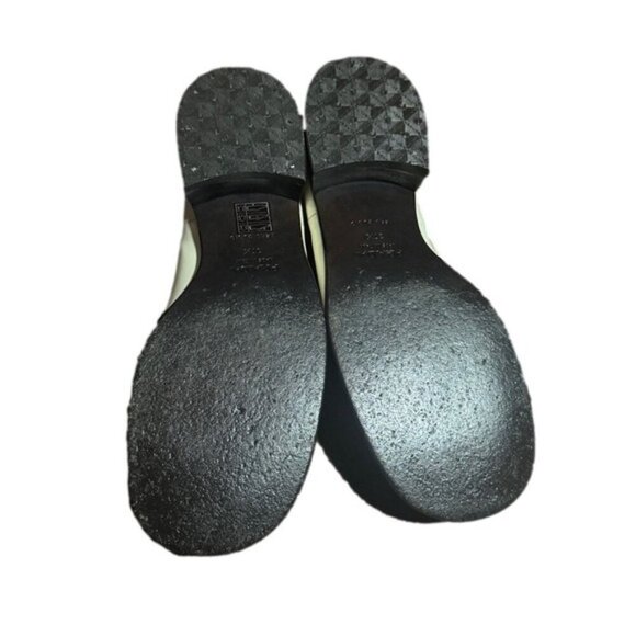 Prada Women's Off-White Leather Loafers With Silver Buckle Size 37.5 (US 7) - Picture 6 of 7